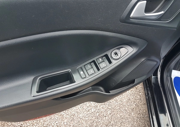 Hyundai i20 cena 39900 przebieg: 151742, rok produkcji 2017 z Jabłonowo Pomorskie małe 277